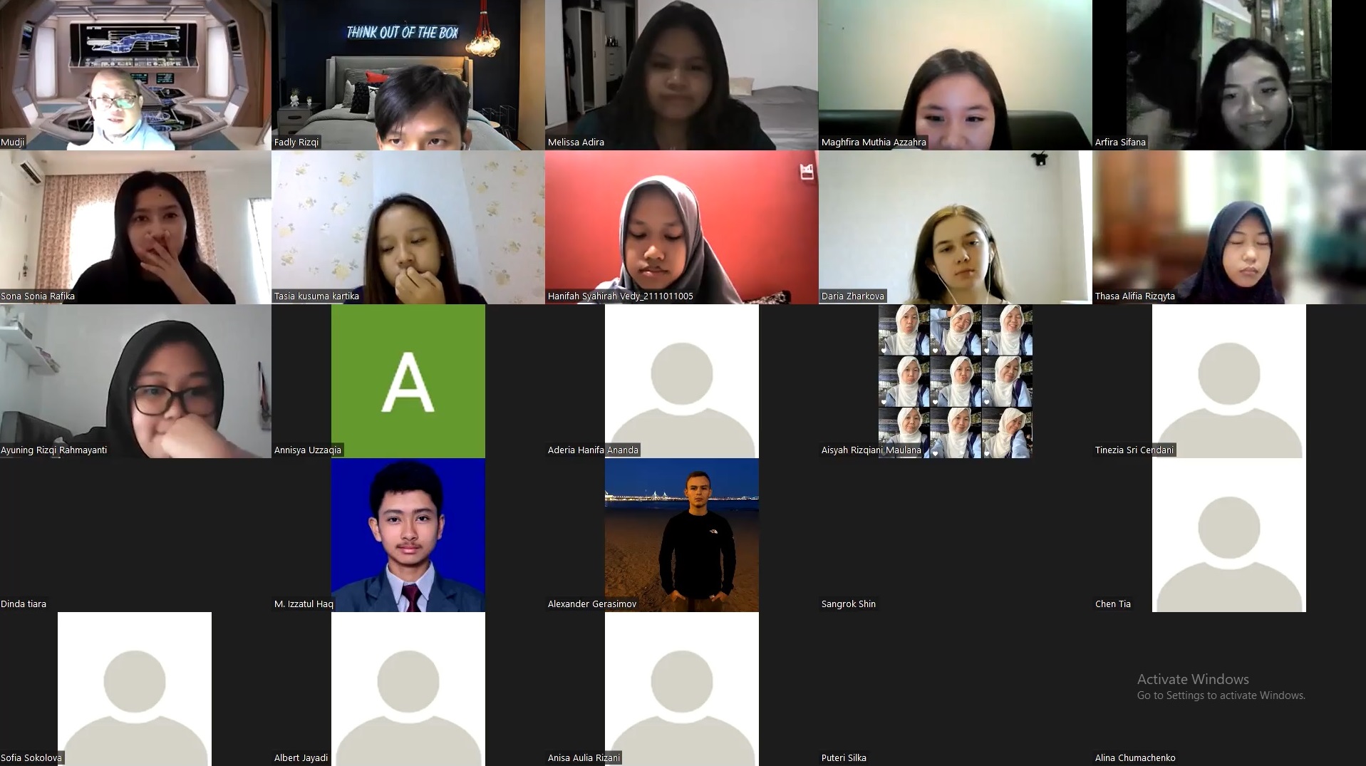 FEB Unila Selenggarakan Student Exchange Bersama NWIM RANEPA Rusia